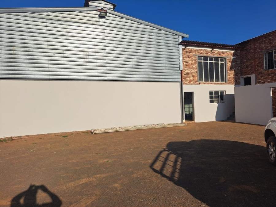 13 Bedroom Property for Sale in Soutpan Free State